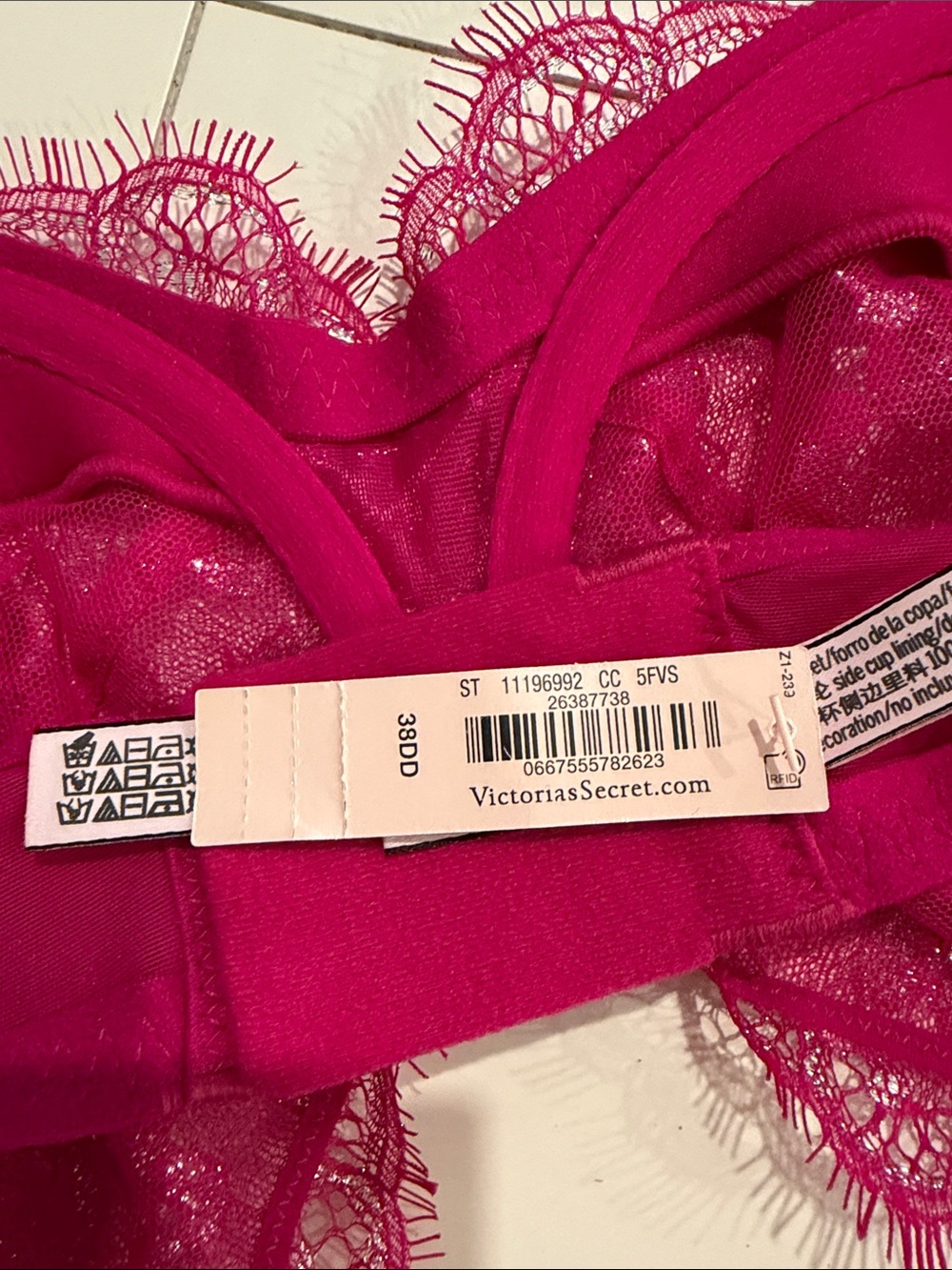 Victoria’s Secret Brand Fuchsia Lace Underwire Bra - Picture 3 of 4